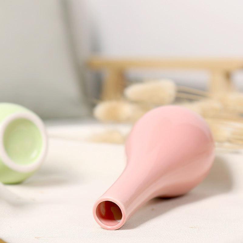 Elegant Minimalist Vase Bowlift