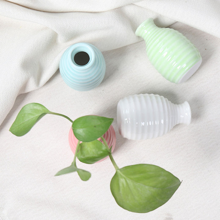 Modern Textured Ceramic Bud Vase Bowlift