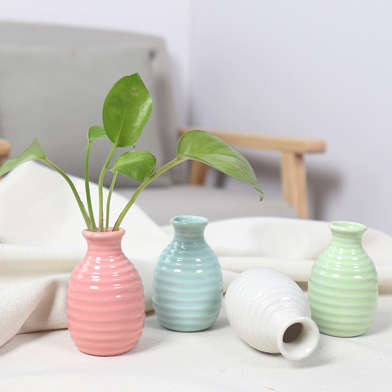 Modern Textured Ceramic Bud Vase Bowlift