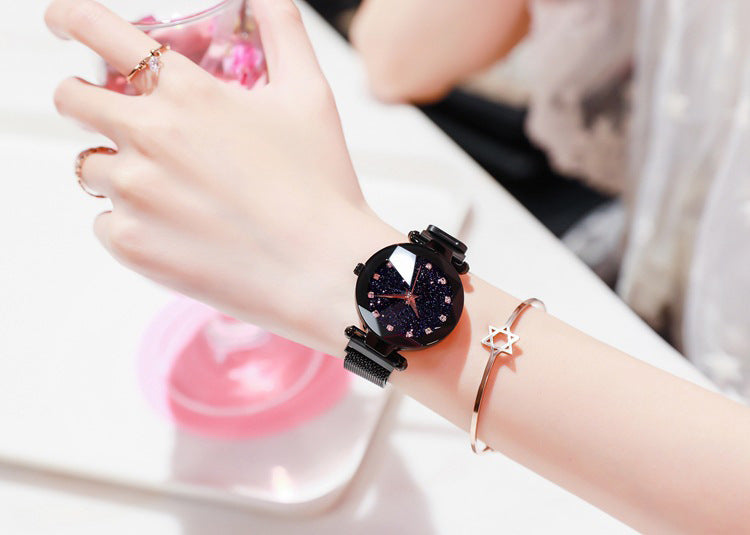 EtoiléE Waterproof Wristwatch | Bowlift