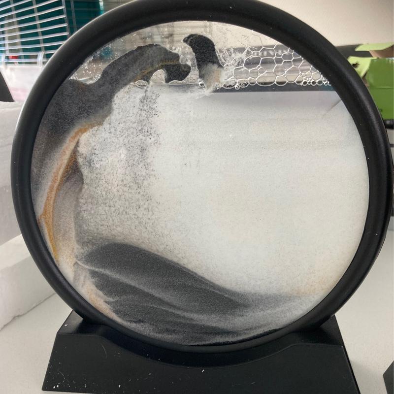 BowLift | Hourglass for home decor