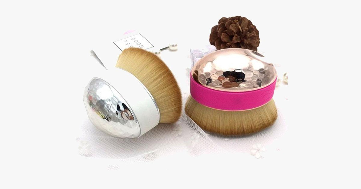 BowLift | Easy-to-use Palm Oval Brush for perfect blending of makeup