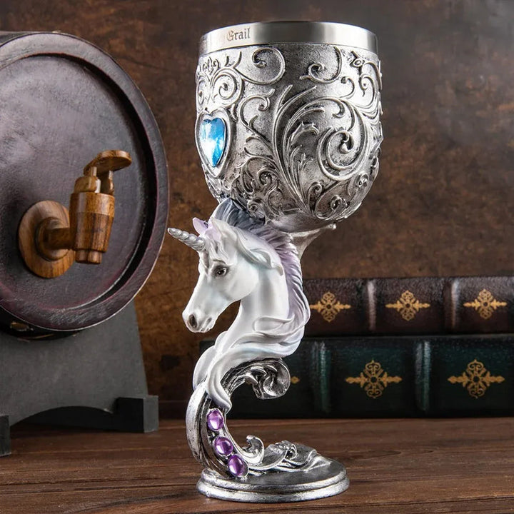 BowLift | 3D carved vintage Champagne Glass