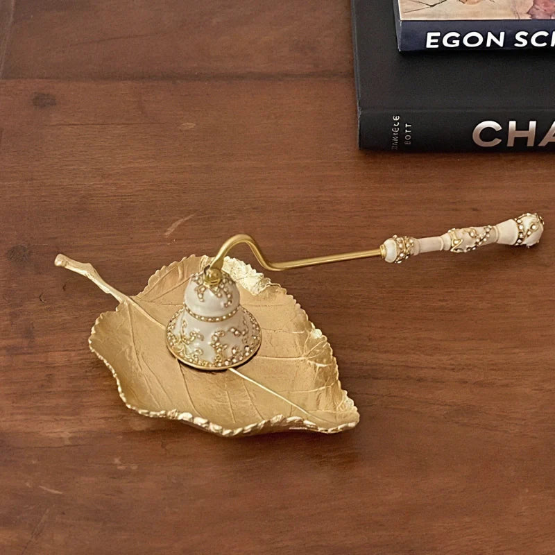 BowLift | Velisse Candle Snuffer