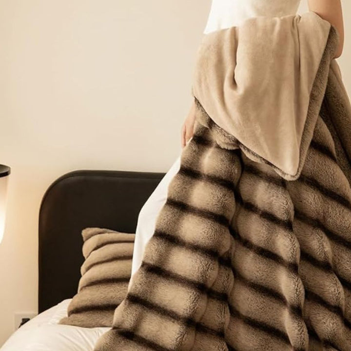 BowLift | Ruched Faux Rabbit Fur Blanket