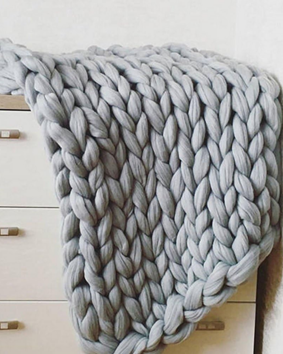BowLift | Knitted Asymmetrical Women's Sweater