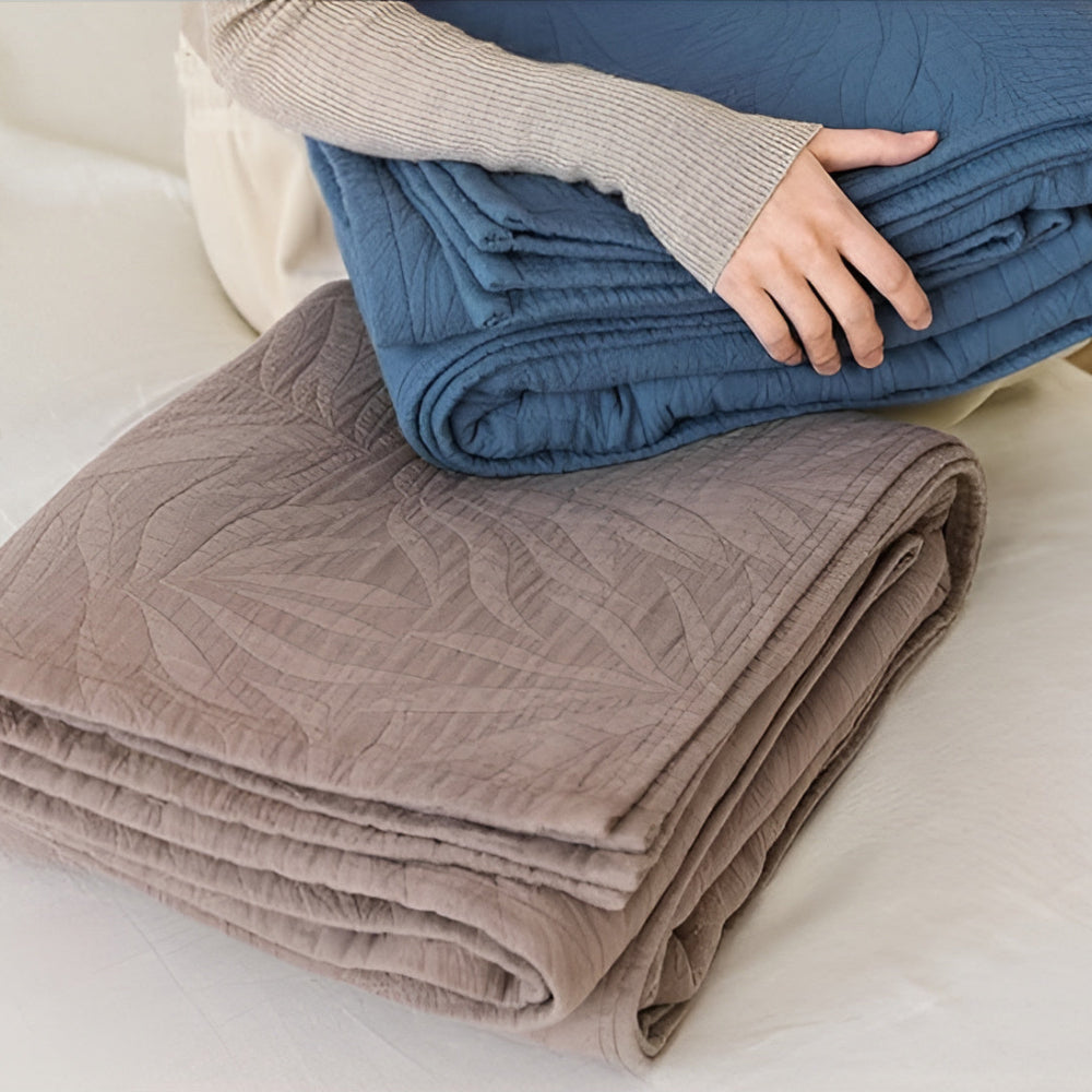 BowLift | Soft Leaf Cotton Blanket