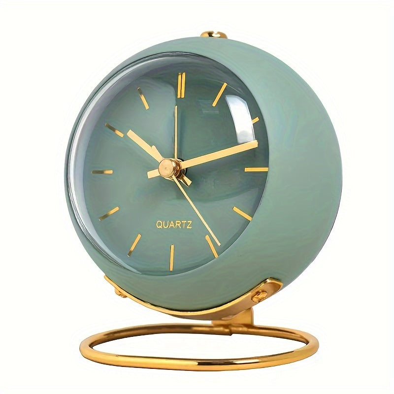 BowLift | Buzzley Retro Silent Alarm Clock – Vintage Metal Analogue Clock with Night Light