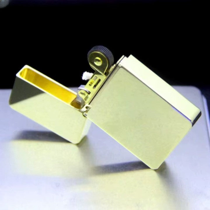 Classic Vintage Brass Windproof Lighter | Bowlift