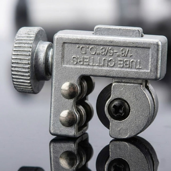 Mini Powerful Aluminum Pipe Cutter Tool | Bowlift