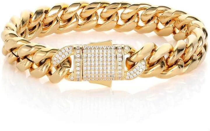 BowLift | Massive, 18K gold-plated Cuban link bracelet