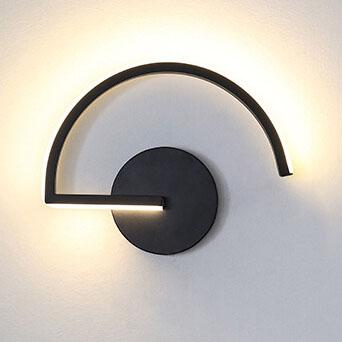 BowLift | Curved Wall Lamp in Aluminum in Modern Style