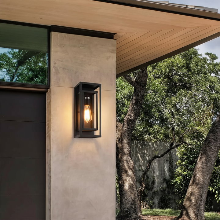 BowLift | LuxaSconce | Wall light made of glass for outdoor use