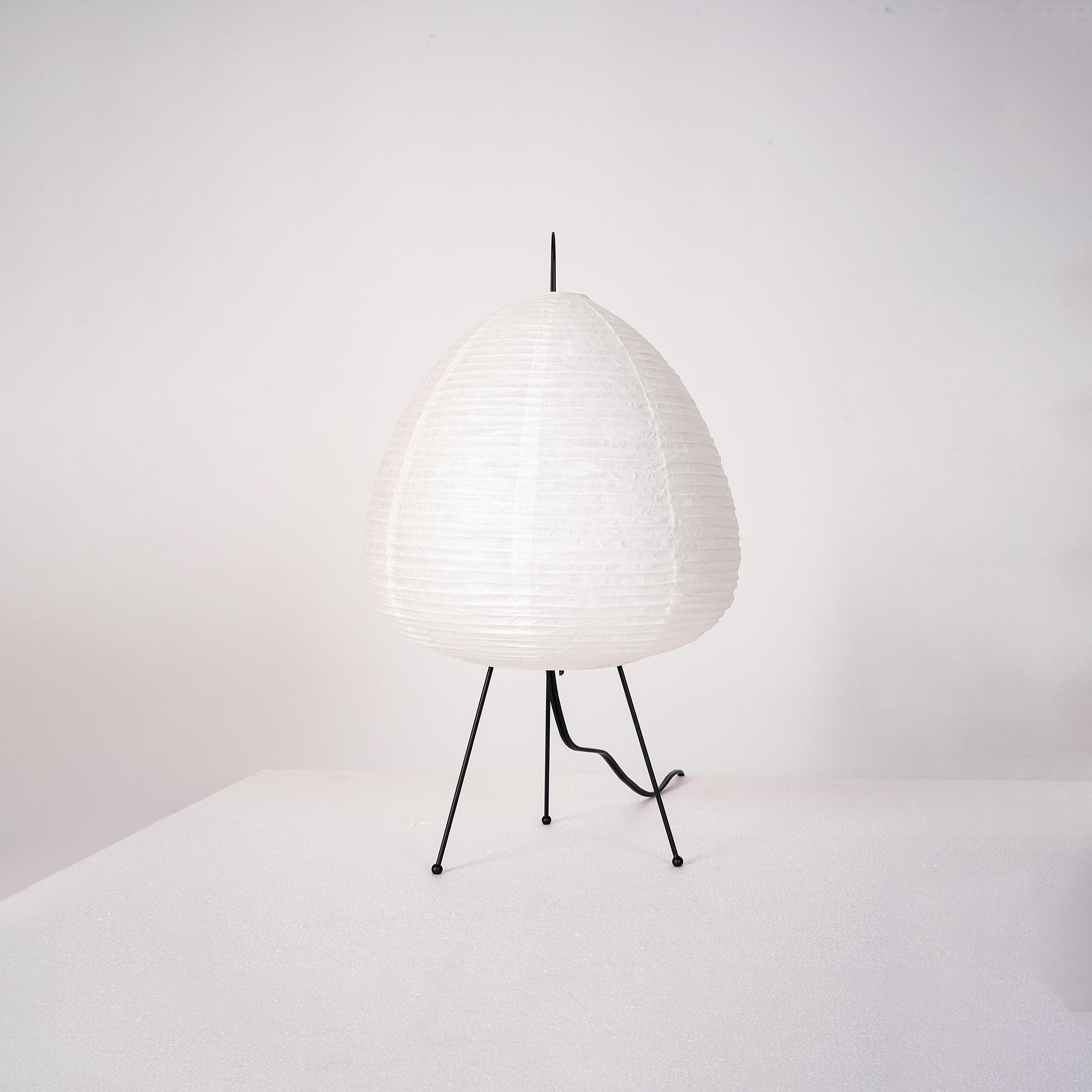 BowLift | Paper table lamp