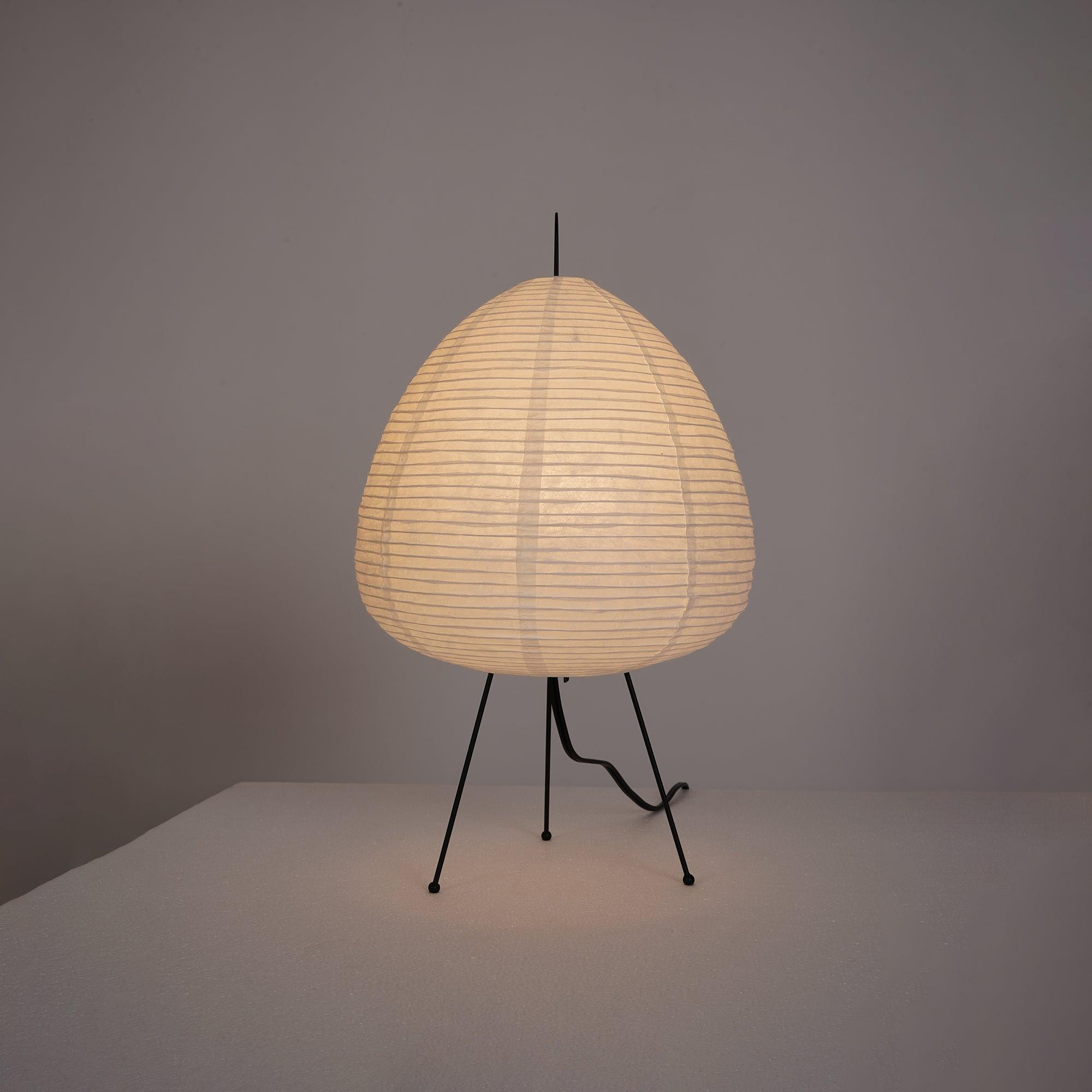 BowLift | Paper table lamp