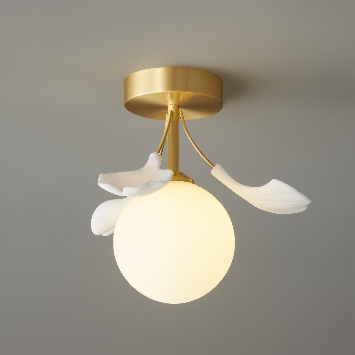 BowLift | GingkoLuxe - Earthy Ceiling Illumination