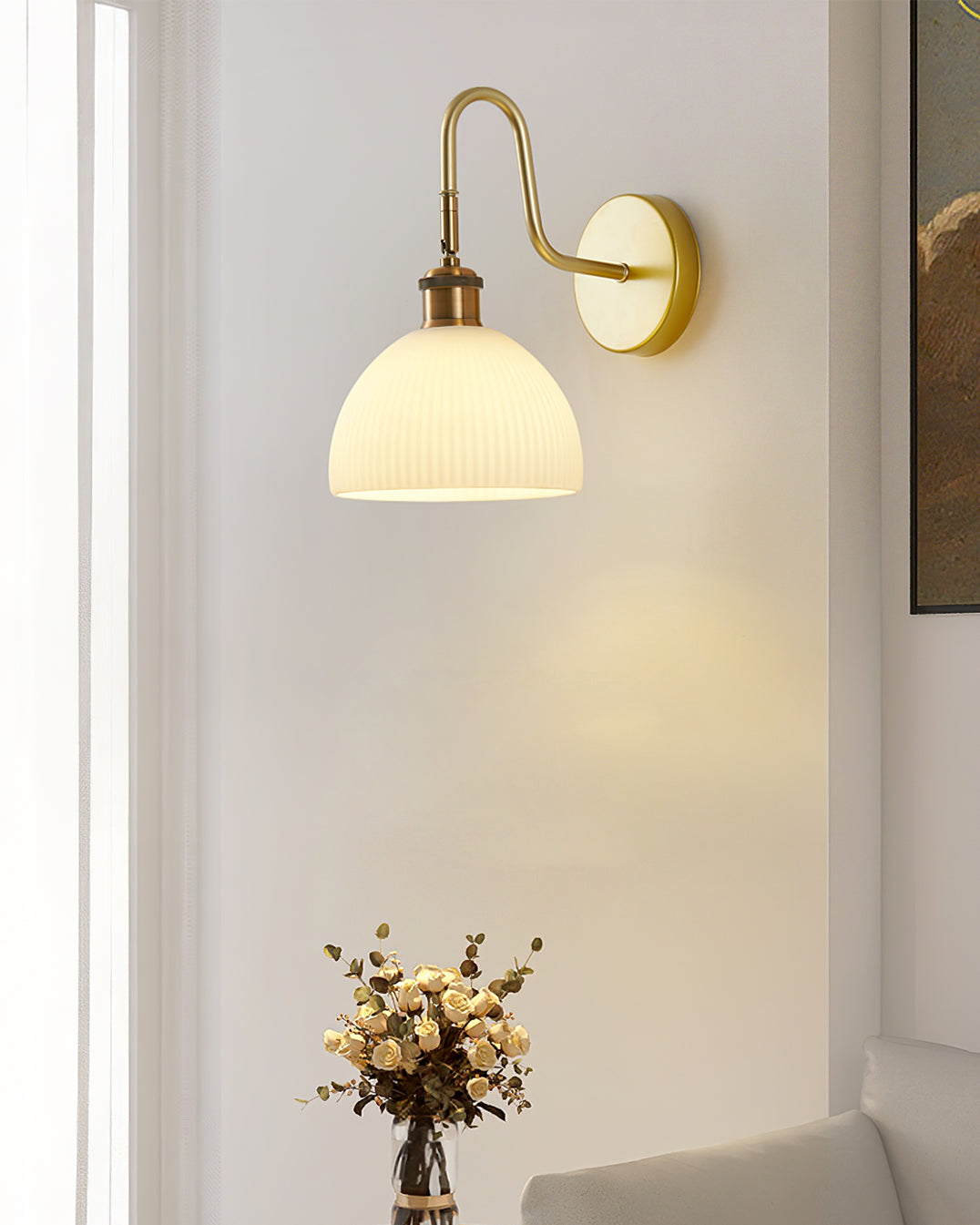 BowLift | HeritageBeam – Classic Wall Lamp with Luxe Elegance