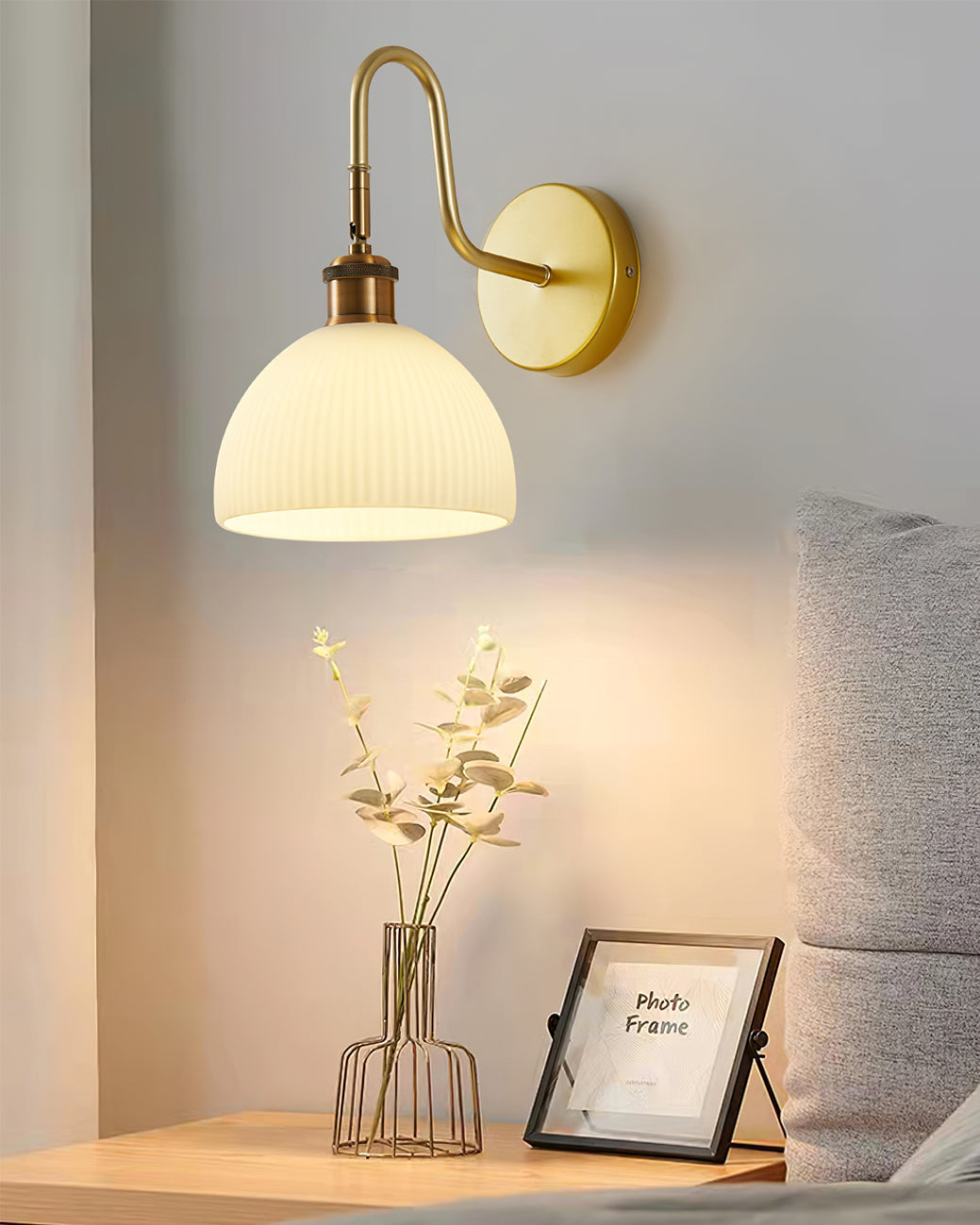 BowLift | HeritageBeam – Classic Wall Lamp with Luxe Elegance