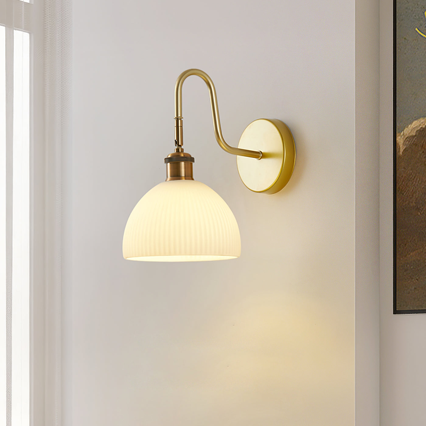 BowLift | HeritageBeam – Classic Wall Lamp with Luxe Elegance