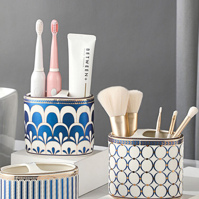 BowLift | Luxurious Art Deco Bathroom Accessory Holder