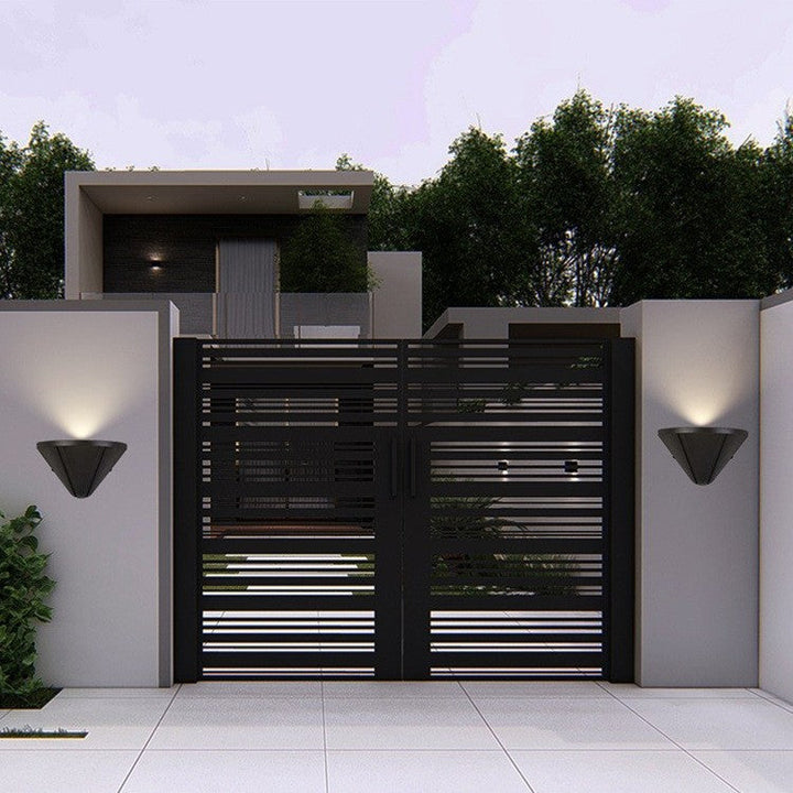 Modern Minimalist Waterproof Triangle Semicircle Die-Cast Aluminum PC LED Wall Sconce Lamp For Outdoor Patio | Bowlift