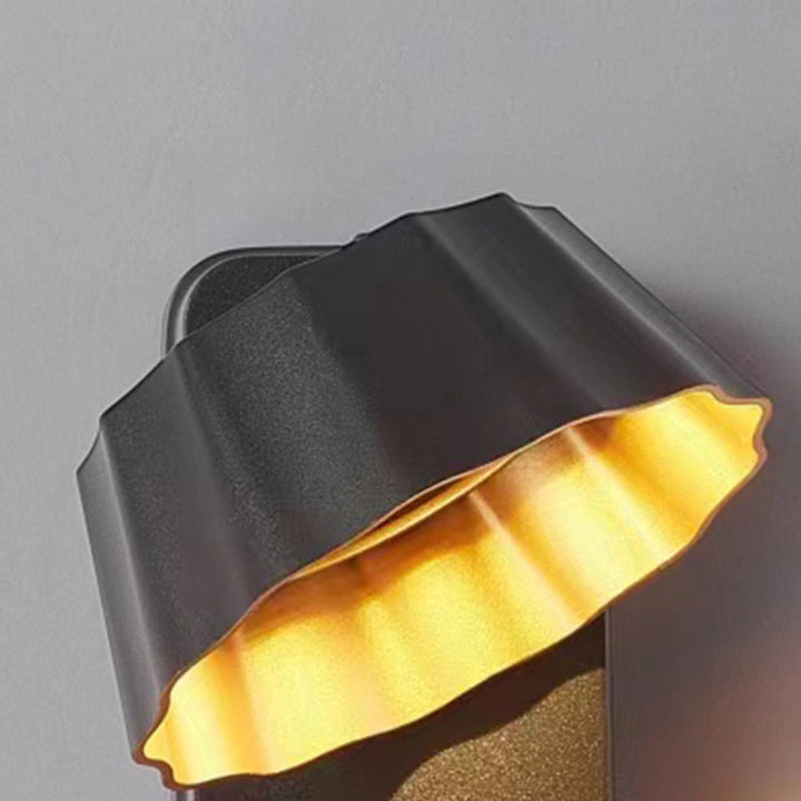 Contemporary Industrial Aluminum Pleated Round Shade LED Outdoor Waterproof Wall Sconce Lamp For Garden | Bowlift
