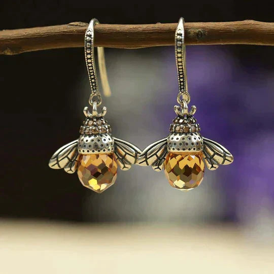 Queen Bee Earrings - Elegant and Unique Accessory Bowlift