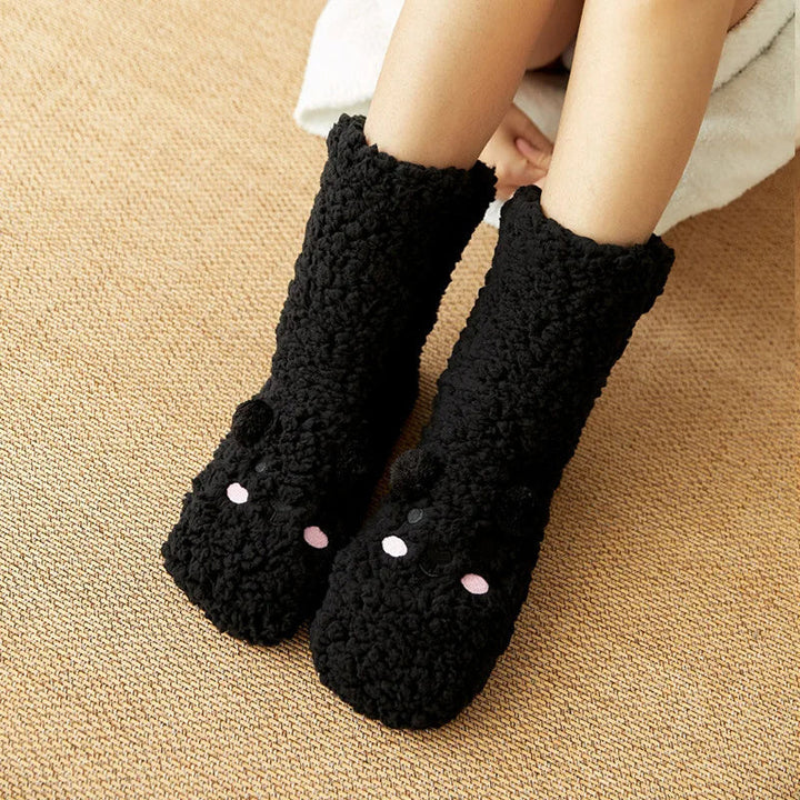 Warm, fluffy bear socks | Bowlift