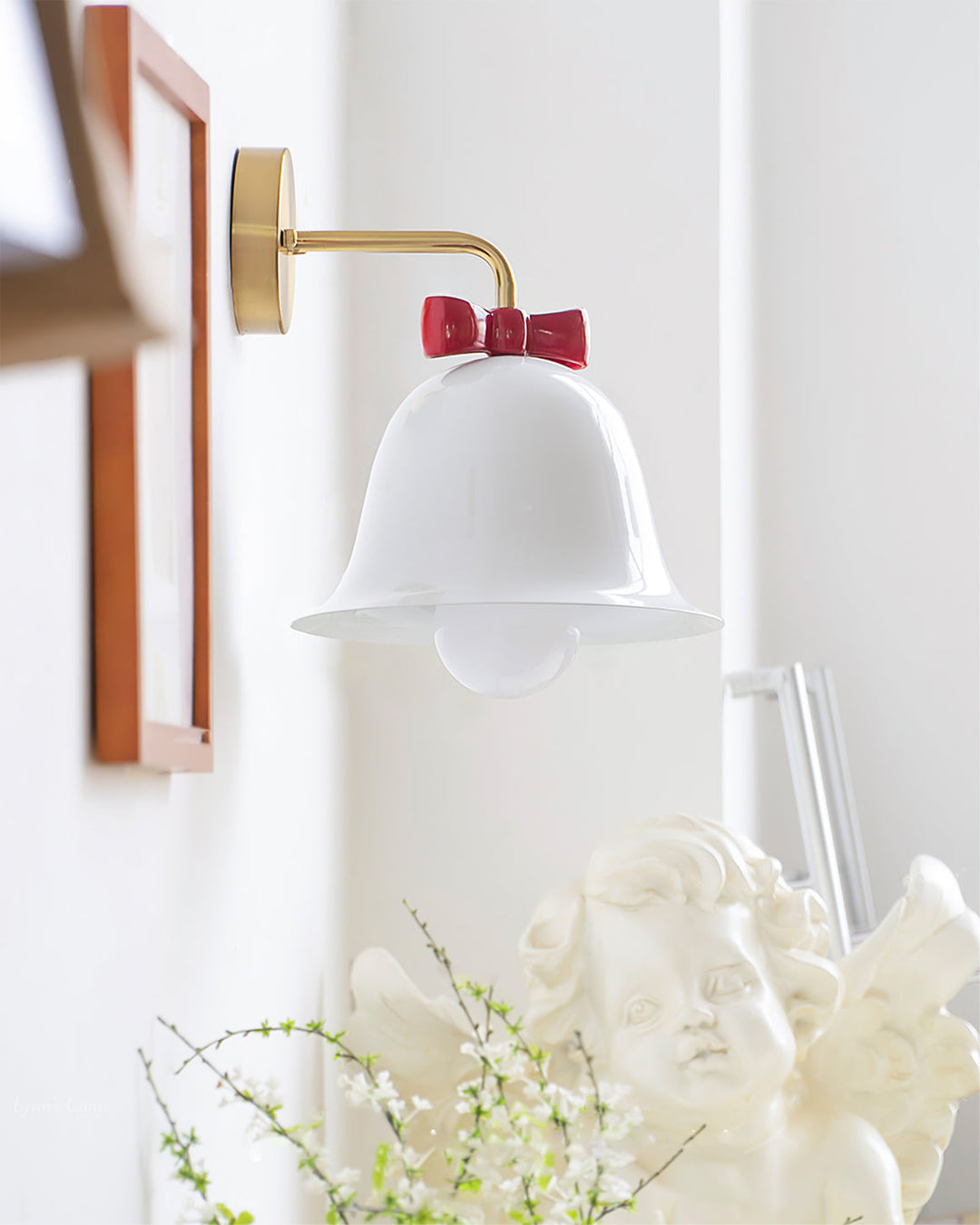 BowLift | BellRing – Elegant Wall Lamp