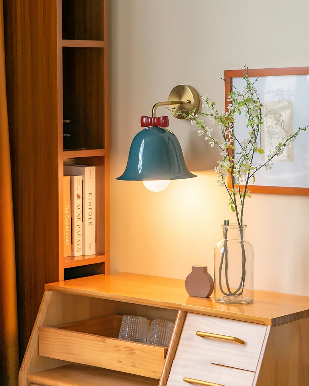 BowLift | BellRing – Elegant Wall Lamp