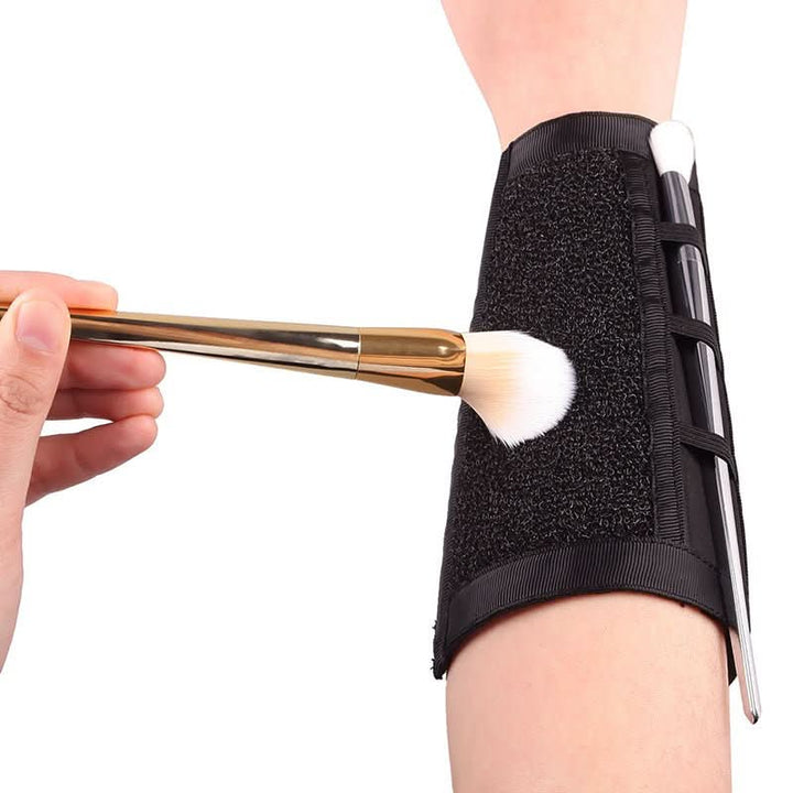 BowLift | BRUSHCLEAN – Professional makeup brush cleaner for hygienic cleanliness