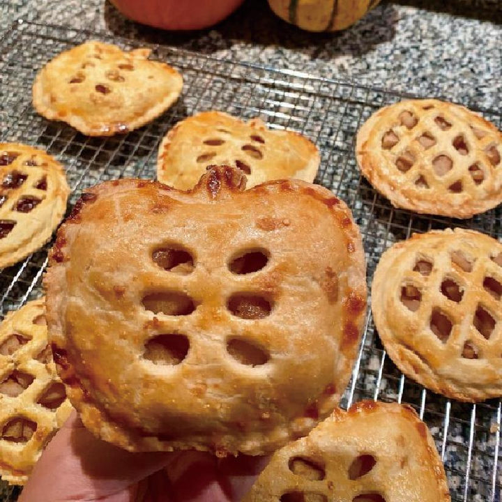 BowLift | Hand Pie Molds