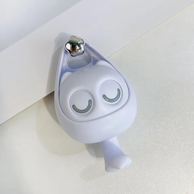 BowLift | Creative Sweet Waving Cat Hook