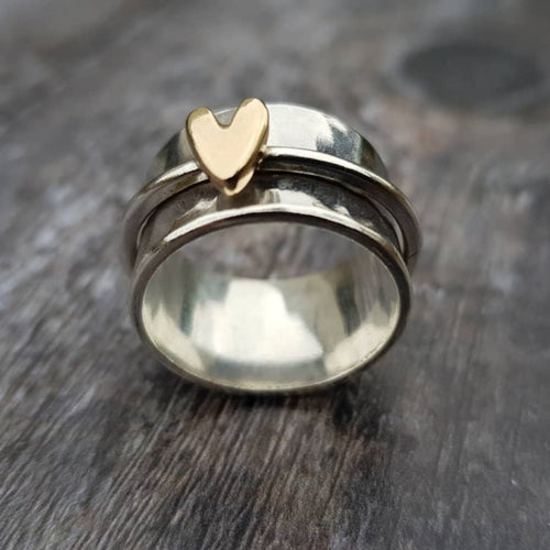 Charming Vintage Silver Ring with Golden Heart - Auryn Collection Bowlift