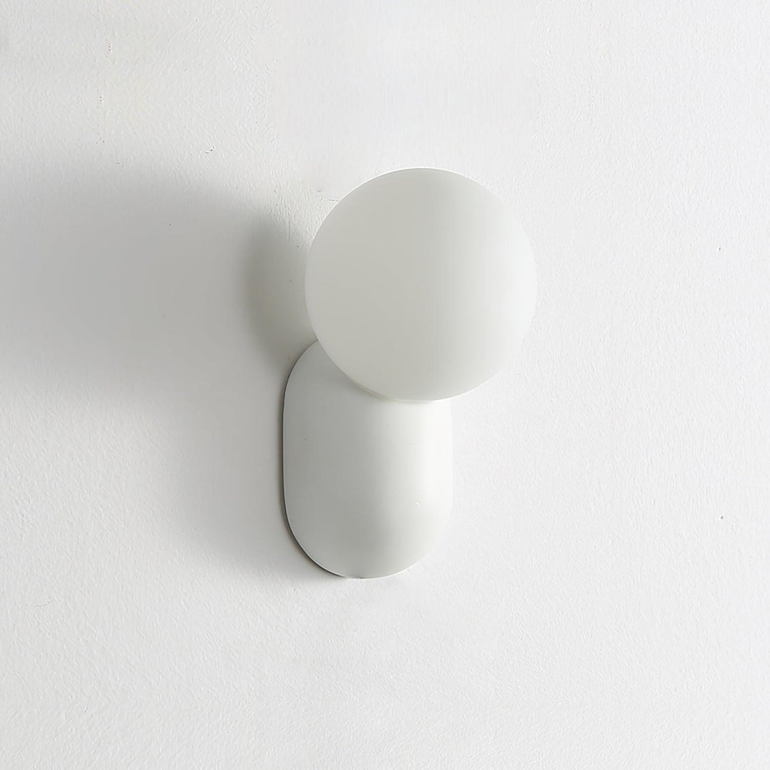 BowLift | ChicGlow Resin Wall Lamp – Elegance and Energy Efficiency in One