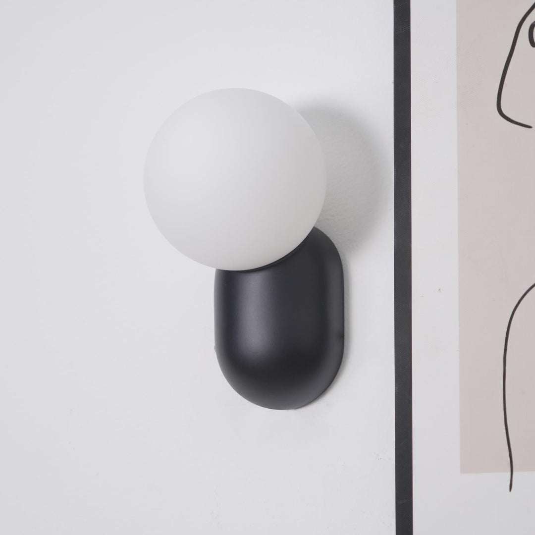 BowLift | ChicGlow Resin Wall Lamp – Elegance and Energy Efficiency in One
