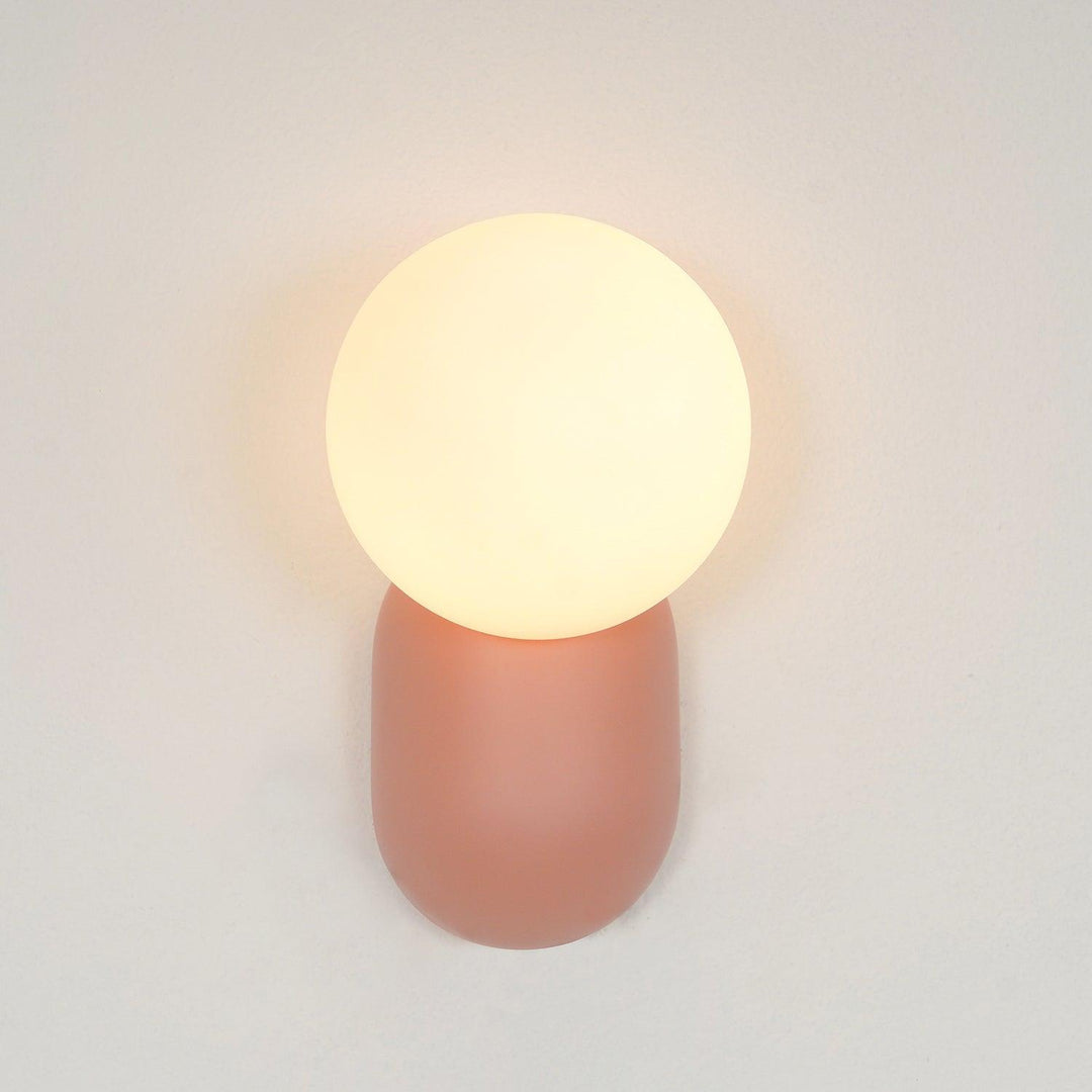 BowLift | ChicGlow Resin Wall Lamp – Elegance and Energy Efficiency in One
