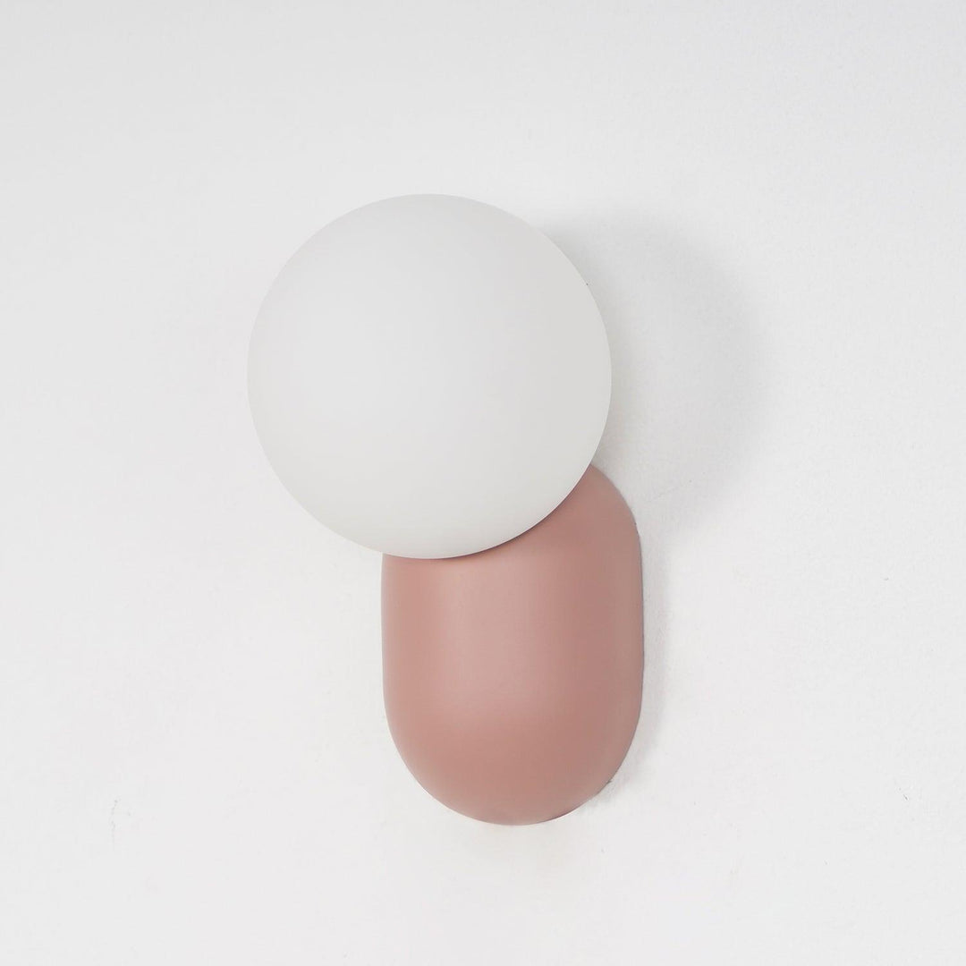BowLift | ChicGlow Resin Wall Lamp – Elegance and Energy Efficiency in One