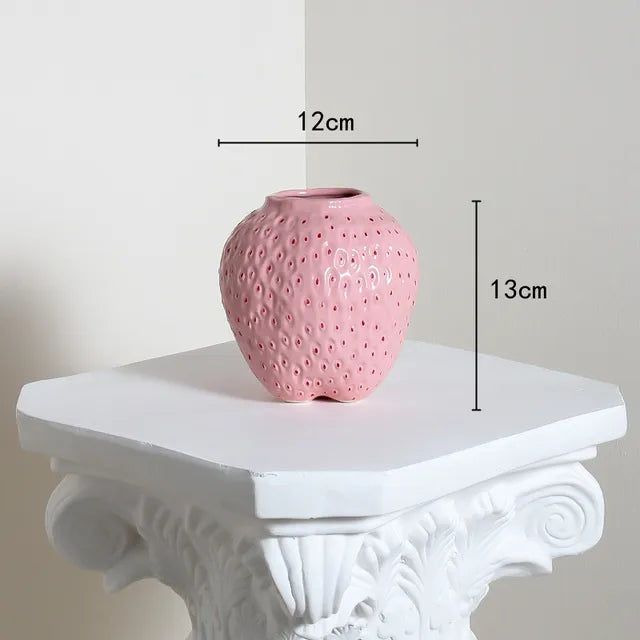 BowLift | WhimsyBerry - Ceramic vase Strawberry