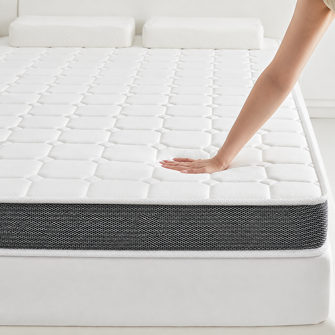 Foldable memory foam mattress topper with breathable mesh sides and quilted pillow top Bowlift