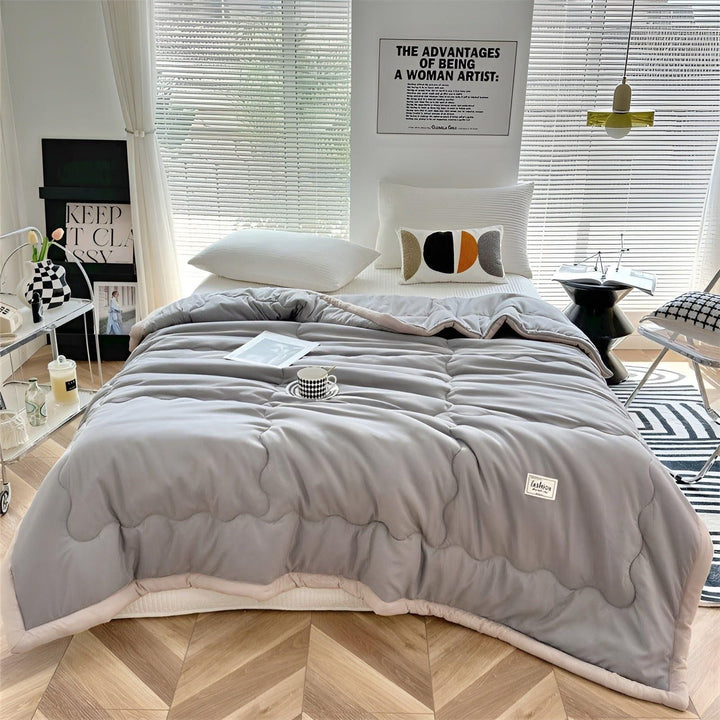 BowLift | Lightweight Breathable Cool Duvet Made of High-Quality Fibers for Comfortable Summer