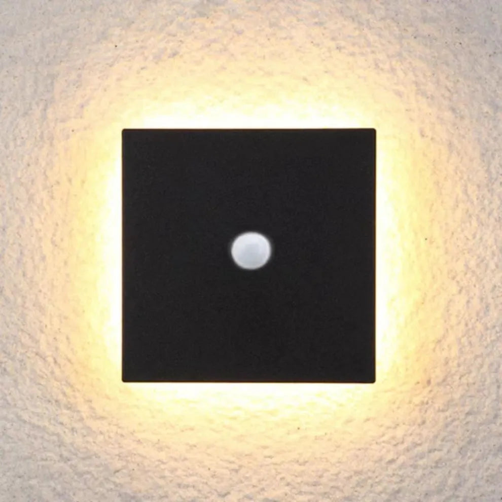 BowLift | Modern Minimalistic Outdoor Wall Lamp LED Metal