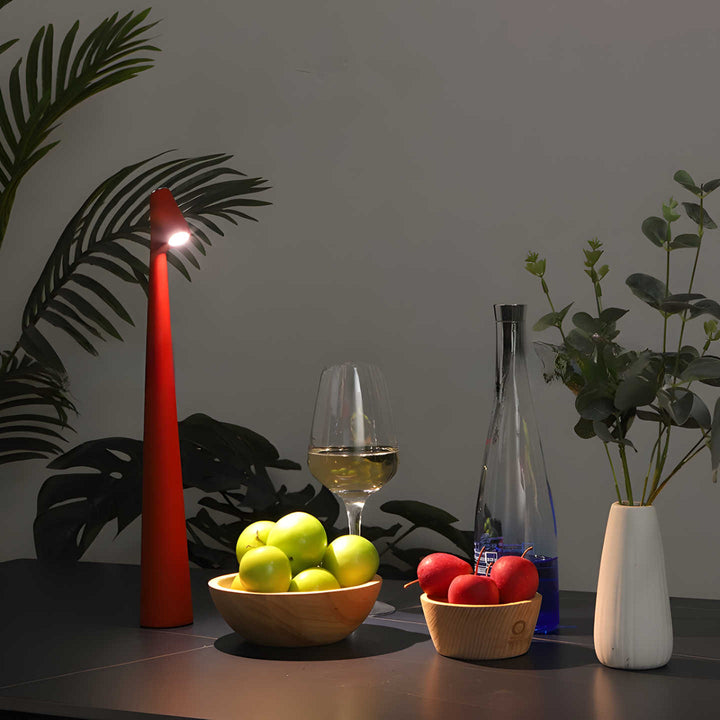 LunaSlim – Elegant Wireless Table Lamp with Adjustable Lighting Bowlift