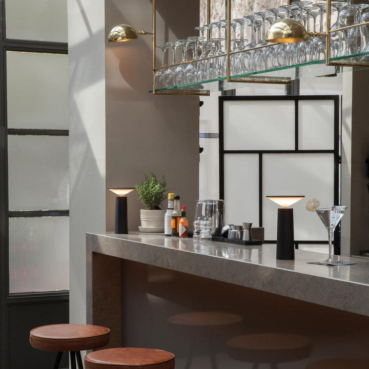 BowLift | FlexiBeam - Modern LED Table Lamp with Swivel Head