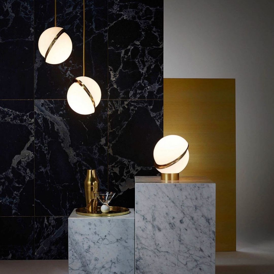 BowLift | CielCourbe Lamp - Luxury Moonlight Pendant Light made of Acrylic and Brass