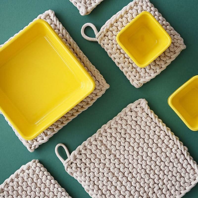 BowLift | KNOTCRAFT - Crocheted Pot Holder