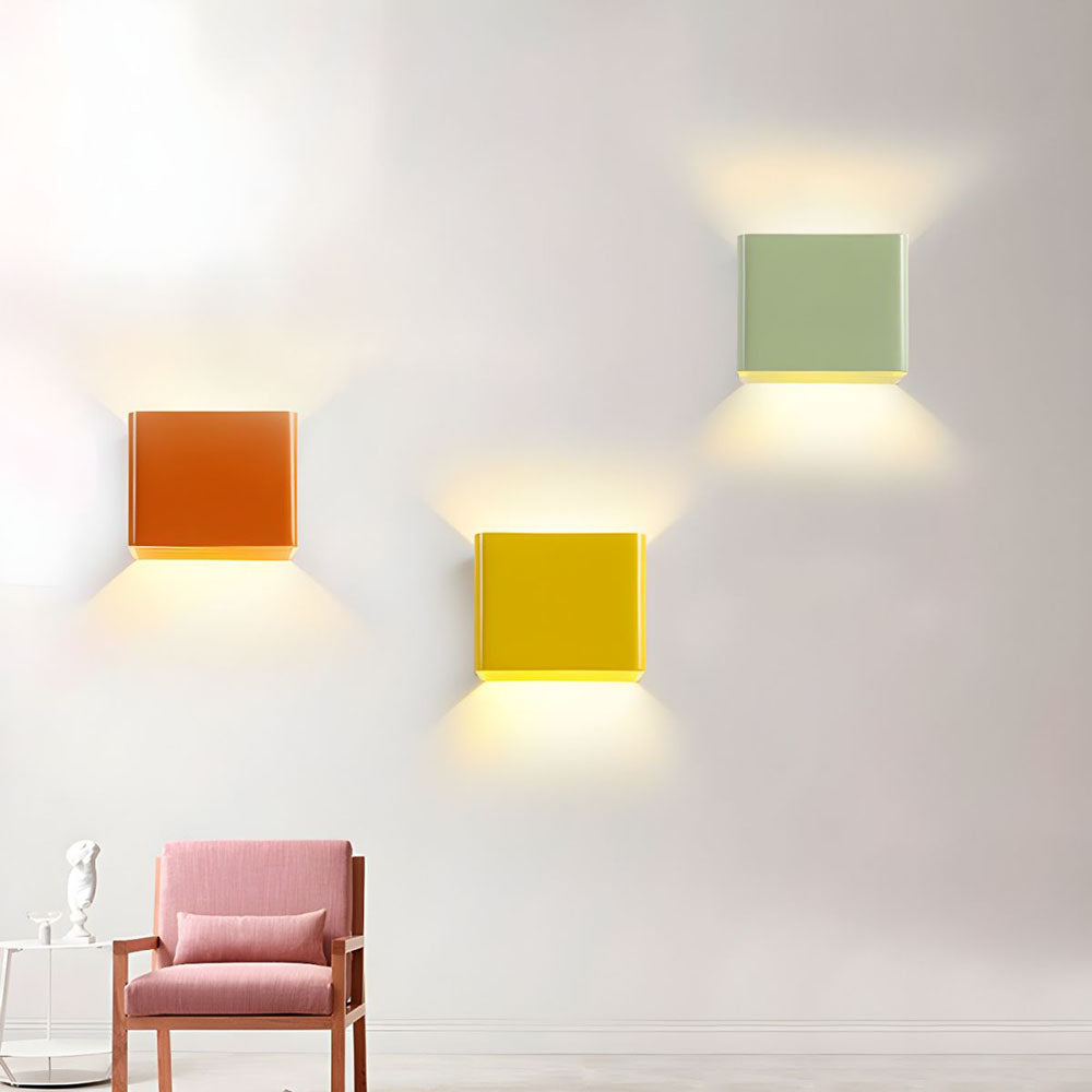 BowLift | Cubbon LED Wall Lamp Compact Modern Design White