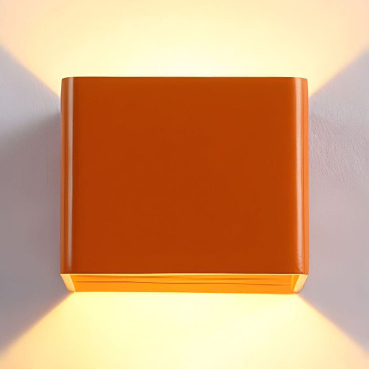 BowLift | Cubbon LED Wall Lamp Compact Modern Design White