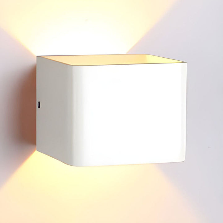BowLift | Cubbon LED Wall Lamp Compact Modern Design White