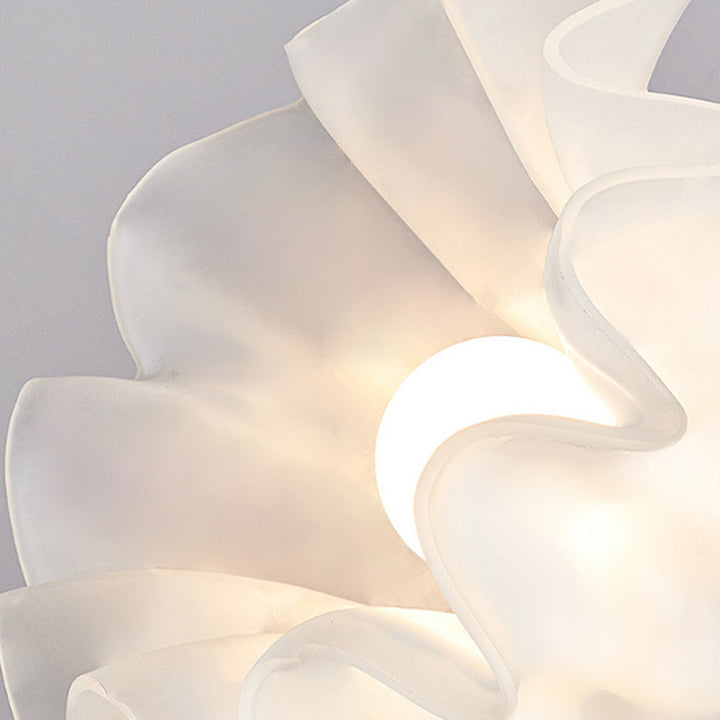 BowLift | Ceiling Light with Floral Glass Shade Design